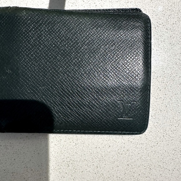 Louis Vuitton Epi Wallet - Picture 2 of 7
